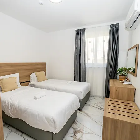 New Corner Spacious Apartment 2B San Pawl il-Baħar Extérieur photo